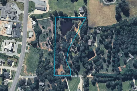 2906 Porter Rd, Paragould, AR 72450