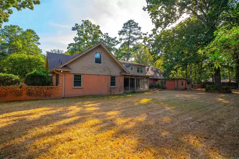 Exterior - 8 Southern Pines Dr, Pine Bluff, AR 71603 photo 10 of 12