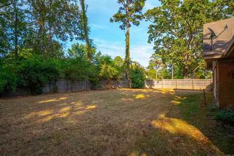 Exterior - 8 Southern Pines Dr, Pine Bluff, AR 71603 photo 9 of 12