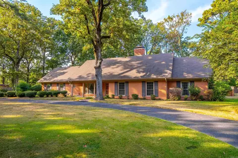 Exterior - 8 Southern Pines Dr, Pine Bluff, AR 71603 photo 3 of 12