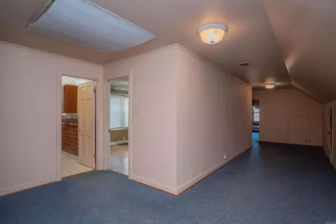 Entry Way - 8 Southern Pines Dr, Pine Bluff, AR 71603 photo 5 of 5