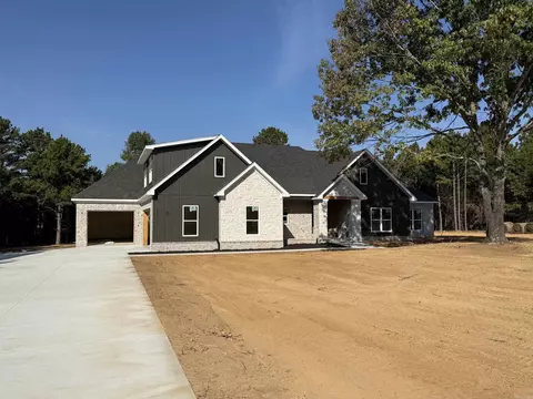 Exterior - 5 Silver Fox Cv, Greenbrier, AR 72058 photo 2 of 9