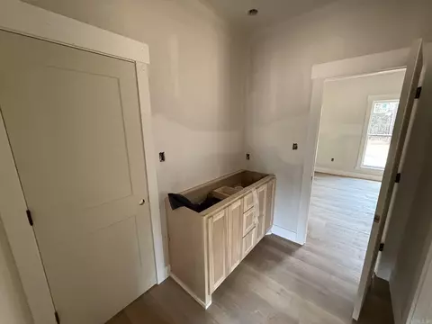 Entry Way - 5 Silver Fox Cv, Greenbrier, AR 72058 photo 2 of 4