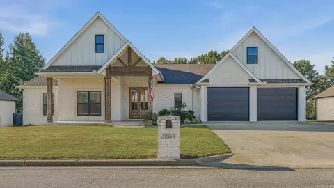 3804 Stone Rdg, Paragould, AR 72450