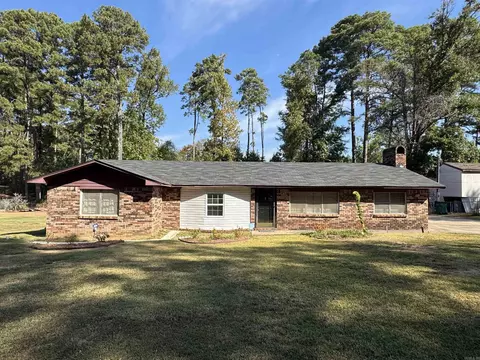 1210 Bock St, El Dorado, AR 71730