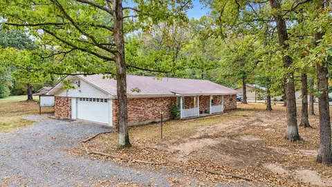 Exterior - 10624 Glendale Rd, Pine Bluff, AR 71603 photo 2 of 7