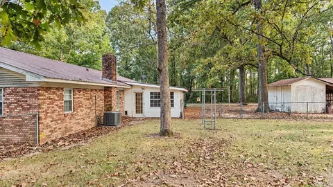 Exterior - 10624 Glendale Rd, Pine Bluff, AR 71603 photo 4 of 7