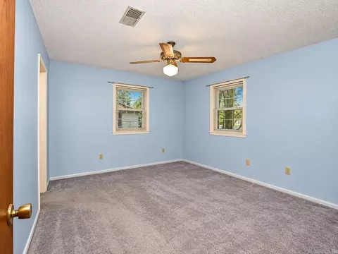 Bedroom - 10624 Glendale Rd, Pine Bluff, AR 71603 photo 2 of 3