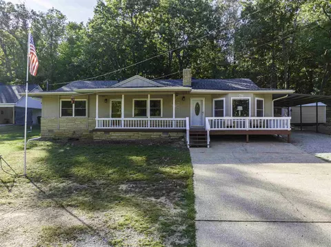 78 Cherokee Rd, Cherokee Village, AR 72529