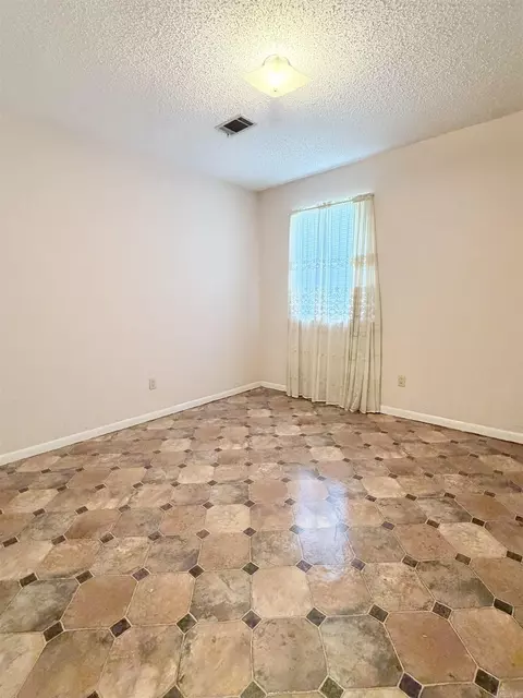 Bedroom - 102 Fairway Dr, Conway, AR 72034 photo 1 of 3