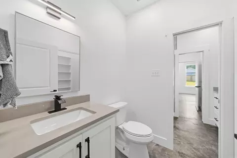 Bath - 270 Arrowhead Rd, Greenbrier, AR 72058 photo 5 of 8