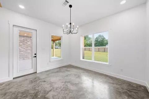 Dining - 270 Arrowhead Rd, Greenbrier, AR 72058 photo 2 of 2