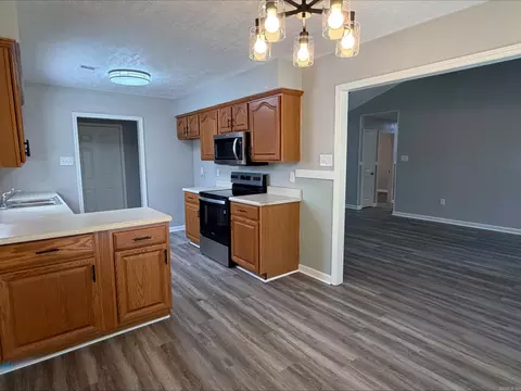 Kitchen - 2104 West St, Conway, AR 72032 photo 1 of 2