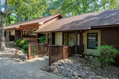 6 Tomisa Ln, Hot Springs Village, AR 71909