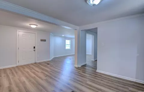Entry Way - 15520 Birch Dr, Alexander, AR 72002 photo 3 of 5