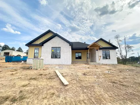 1049 Creekwood Cir, Bauxite, AR 72011