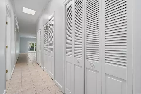 Entry Way - 19 Westridge Dr, Pine Bluff, AR 71603 photo 3 of 4