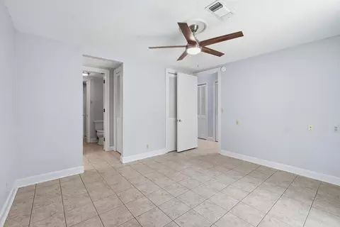 Bedroom - 19 Westridge Dr, Pine Bluff, AR 71603 photo 1 of 2