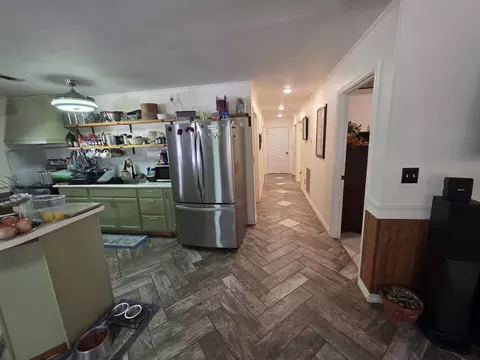 Entry Way - 706 E Main St, Hardy, AR 72542 photo 2 of 2