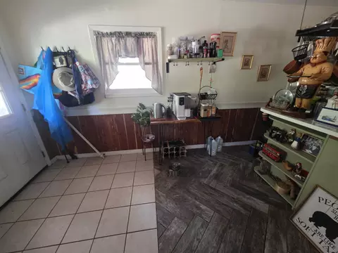 Entry Way - 706 E Main St, Hardy, AR 72542 photo 1 of 2