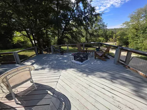 Exterior - 706 E Main St, Hardy, AR 72542 photo 11 of 15