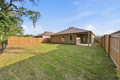 Exterior - 1230 Crotale St, Conway, AR 72034 photo 4 of 6