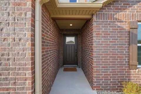 Entry Way - 1230 Crotale St, Conway, AR 72034 photo 6 of 6