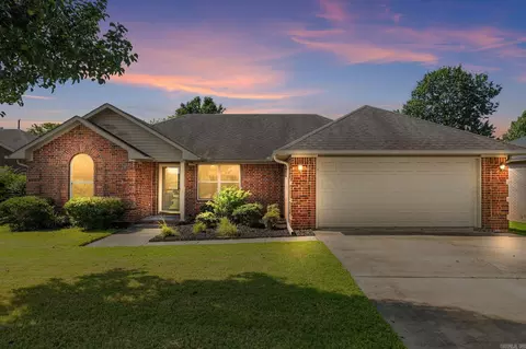 913 Mesquite Trl, Jacksonville, AR 72076