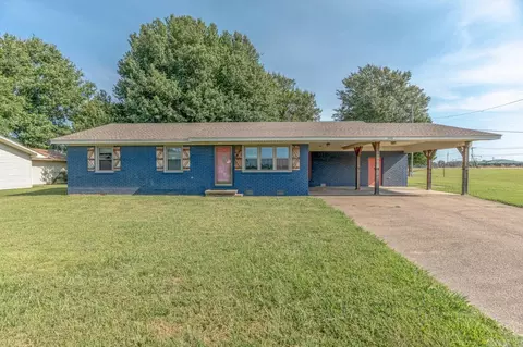 398 E Barry St, Wynne, AR 72396