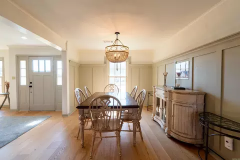 Dining - 5 White Oak Ct, Searcy, AR 72143 photo 2 of 5