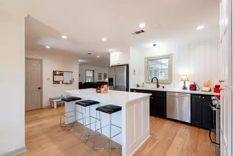 Kitchen - 5 White Oak Ct, Searcy, AR 72143 photo 1 of 5