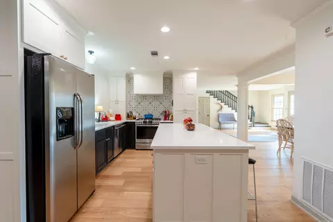 Kitchen - 5 White Oak Ct, Searcy, AR 72143 photo 3 of 5