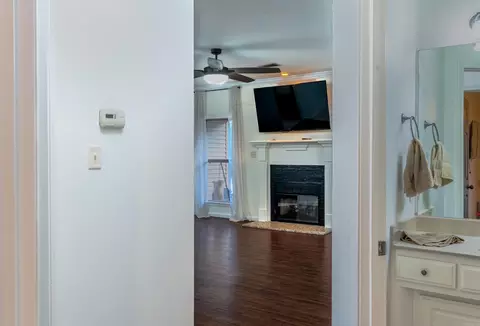 Entry Way - 17 Orchid Ln, Cabot, AR 72023 photo 1 of 2