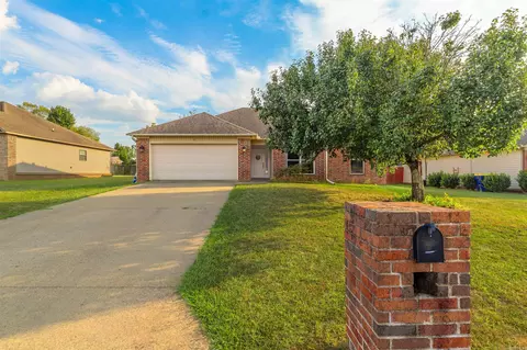 17 Orchid Ln, Cabot, AR 72023
