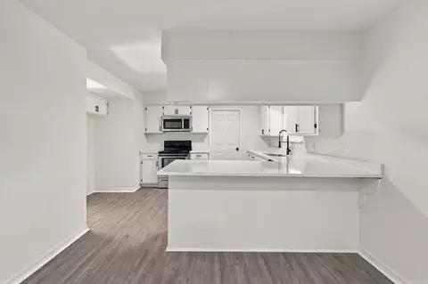 Kitchen - 37 Forrest Ct, Conway, AR 72034 photo 1 of 4