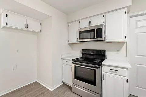 Kitchen - 37 Forrest Ct, Conway, AR 72034 photo 4 of 4
