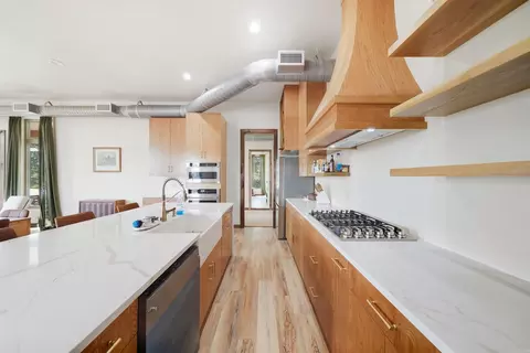 Kitchen - 653 Fox Den Rd, El Paso, AR 72045 photo 5 of 7