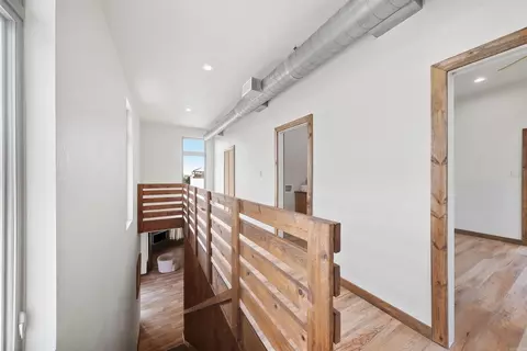Entry Way - 653 Fox Den Rd, El Paso, AR 72045 photo 4 of 5