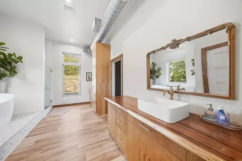 Bath - 653 Fox Den Rd, El Paso, AR 72045 photo 10 of 10