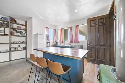 Kitchen - 653 Fox Den Rd, El Paso, AR 72045 photo 7 of 7