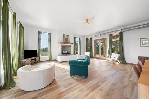 Living - 653 Fox Den Rd, El Paso, AR 72045 photo 3 of 4