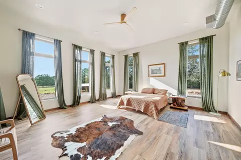 Bedroom - 653 Fox Den Rd, El Paso, AR 72045 photo 1 of 5