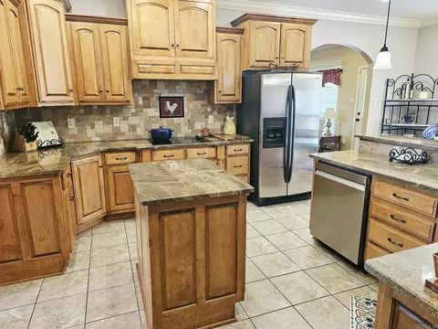 Kitchen - 116 Huffman Ct, Beebe, AR 72012 photo 2 of 7