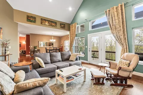 Living - 90 Hays Hill Rd, Conway, AR 72032 photo 1 of 4