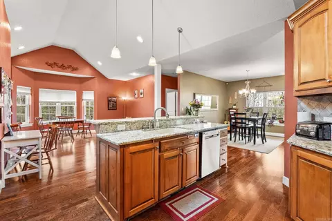 Kitchen - 90 Hays Hill Rd, Conway, AR 72032 photo 3 of 4