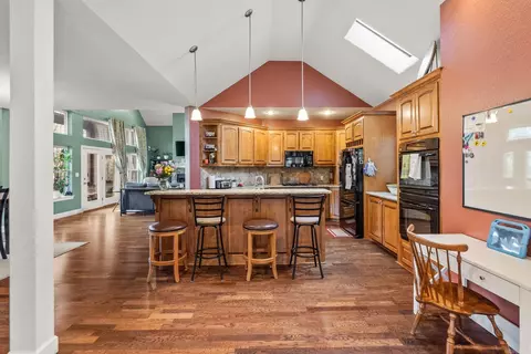 Kitchen - 90 Hays Hill Rd, Conway, AR 72032 photo 4 of 4