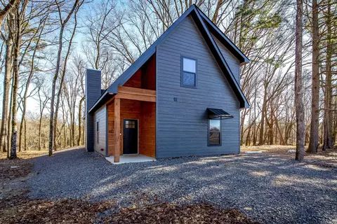 197 Sunshine Ln, Pangburn, AR 72121