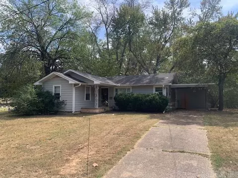 503 Brookhart Dr, Searcy, AR 72143