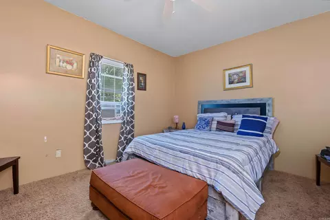 Bedroom - 2481 S Pointer Rd, Pine Bluff, AR 71603 photo 10 of 12