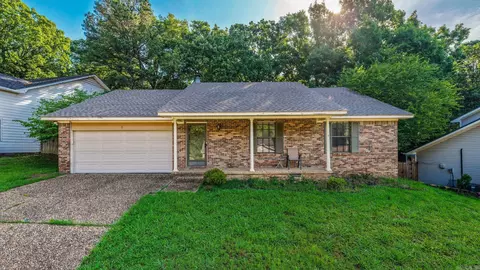 9 Morrison Ct, Little Rock, AR 72212